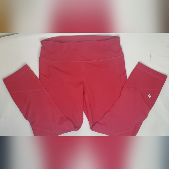 Lululemon Size 6 - Athletic Red Cropped Leggings Side Pockets - Picture 2 of 11